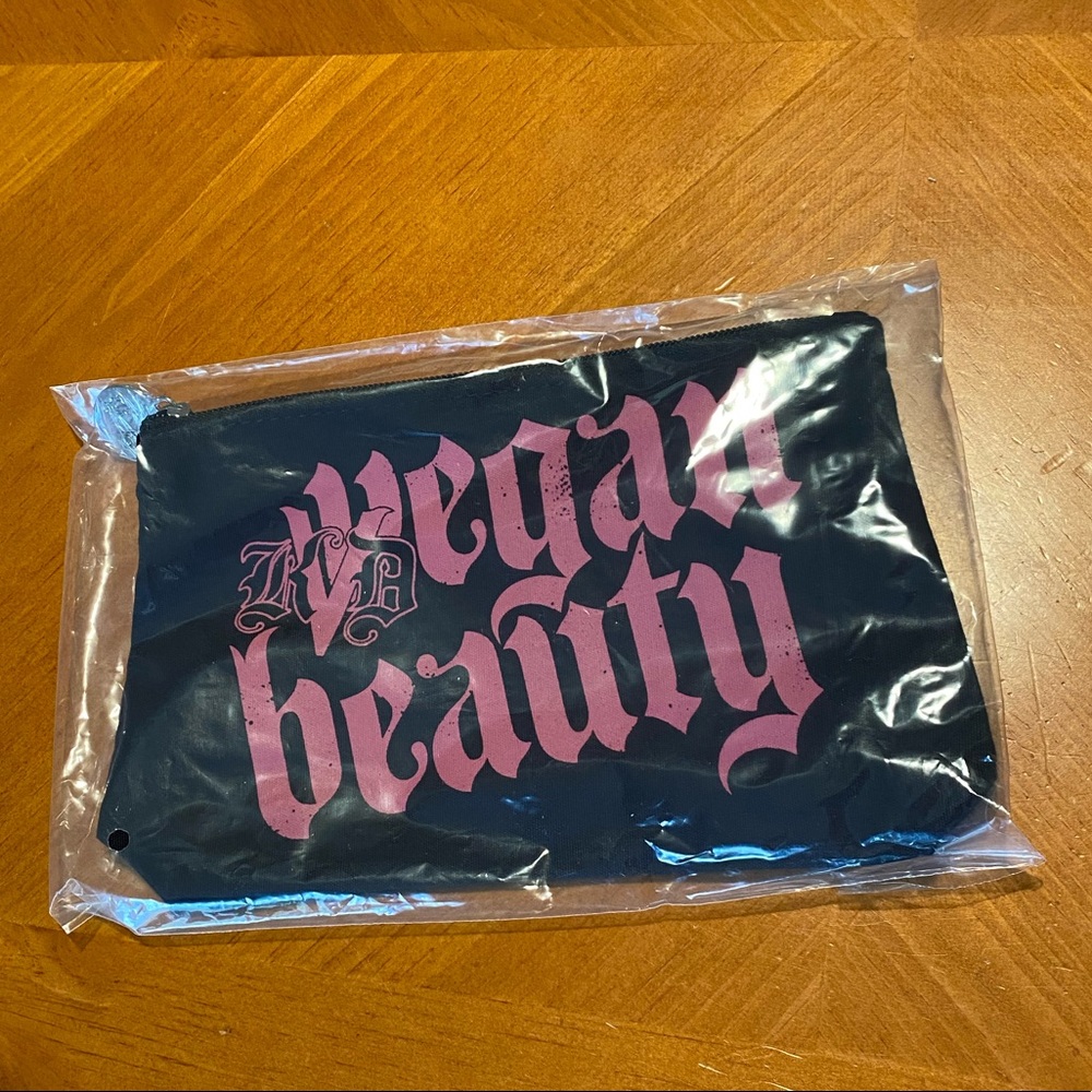 Kat Von D Makeup Bag - Picture 5 of 5